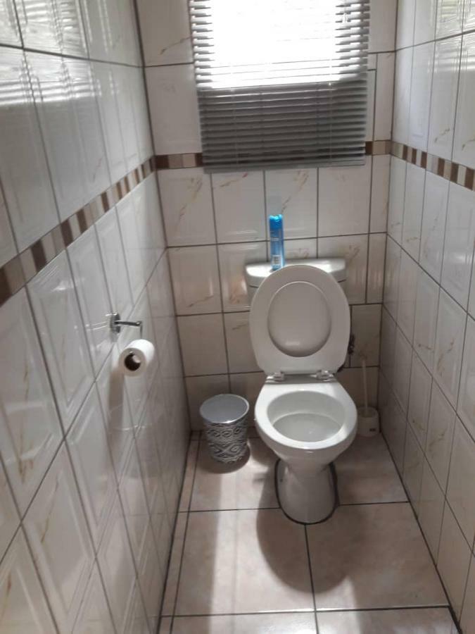 Riverside Guesthouse B & B Katima Mulilo Ngoại thất bức ảnh